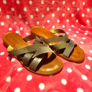Lucky Brand Flip Flops